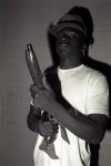 Incredible Photos Show LA’s Notorious Crips Gangsters Posing With Drugs And Guns In The 90s – ...jpg
